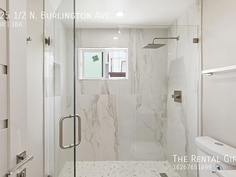 225 1/2 N Burlington Ave — Photo 19