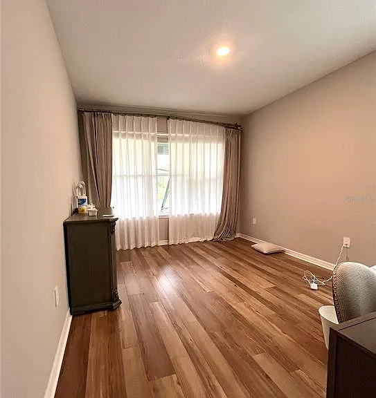 2853 High Pointe St — Photo 14