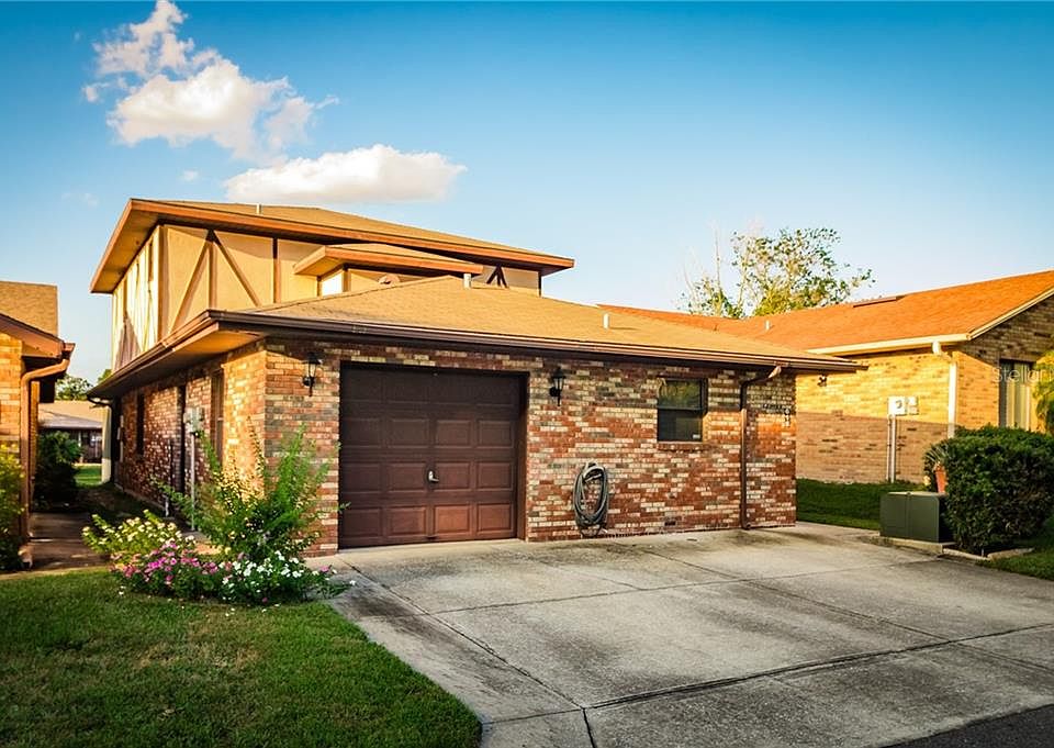 1st image of 618 Lake Carolyn Cir