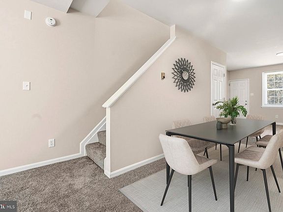4th image of 2416 McElderry St