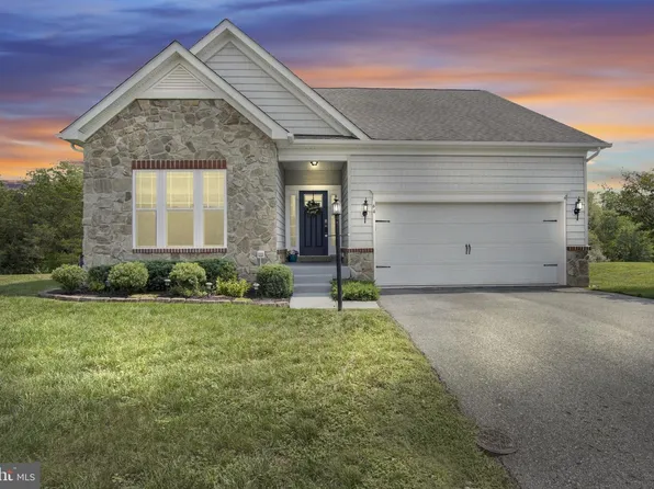 64 Cooper Ln, Gettysburg, PA 17325