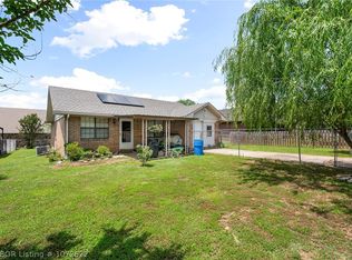 5 N 37th St, Van Buren, AR 72956