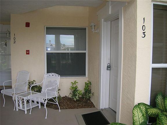 3rd image of 625 W Lake Jasmine Cir Unit 625-103