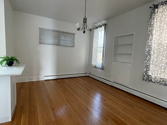 4th image of 3046 W Logan Blvd