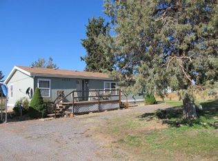2250 Meadow View Dr, Chiloquin, OR 97624