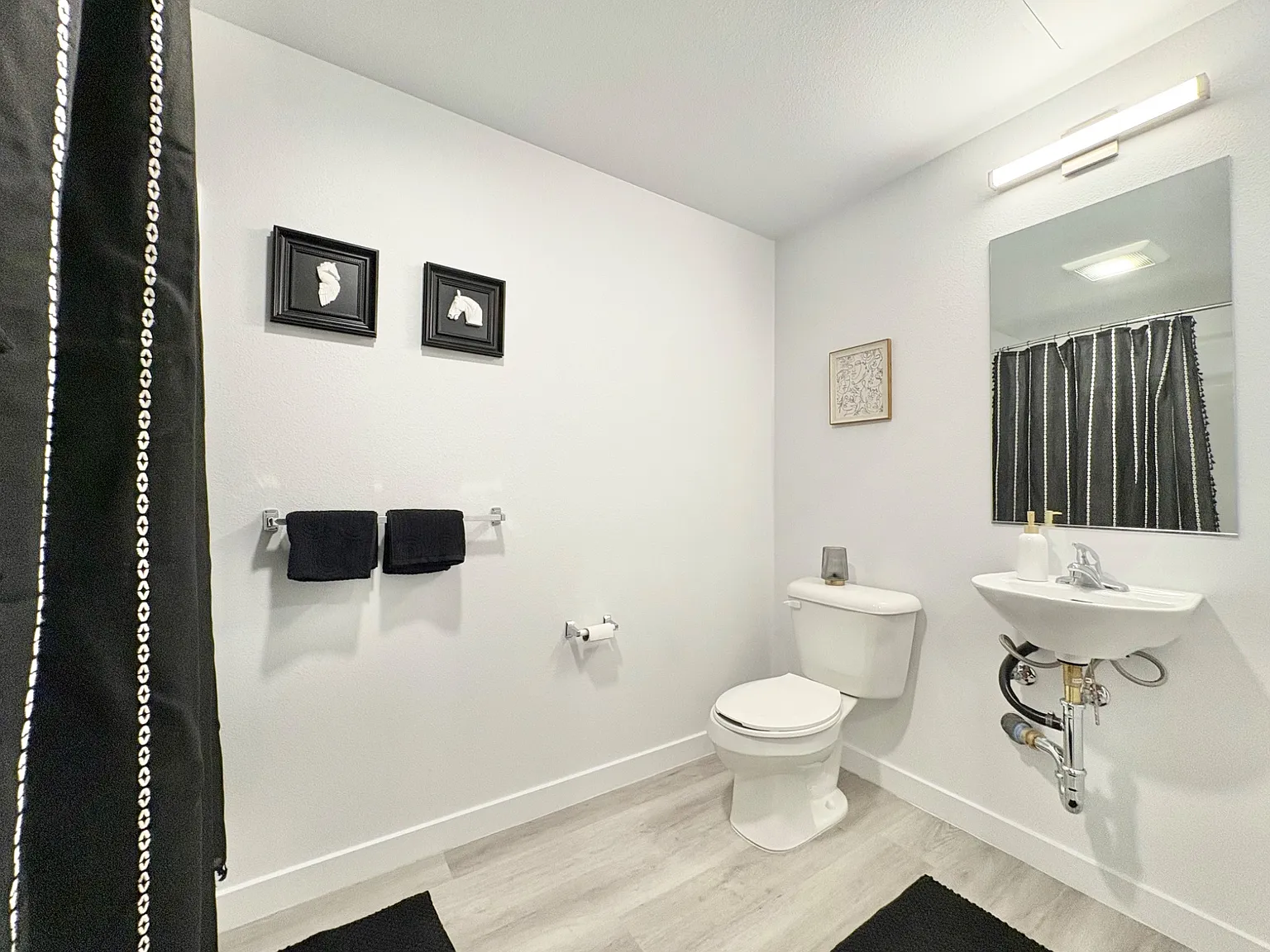 1 bed, 450 sqft, $1,895 — Photo 3