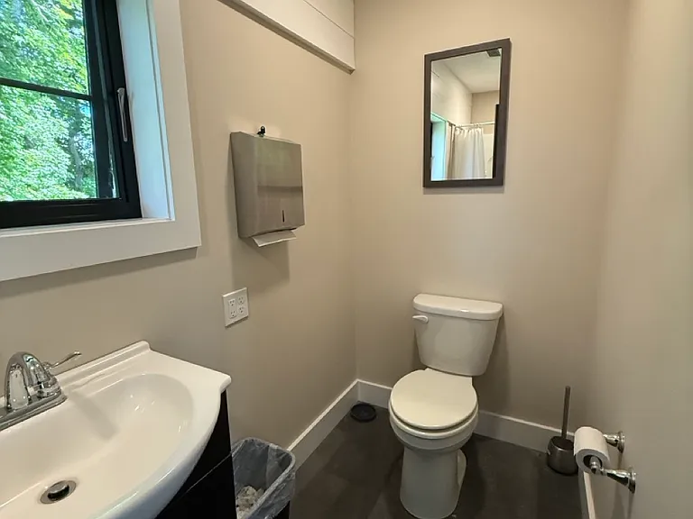 38 Main St #4 — Photo 21