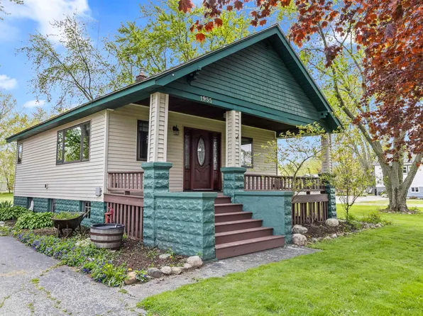 1955 Yeager St, Port Huron, MI 48060
