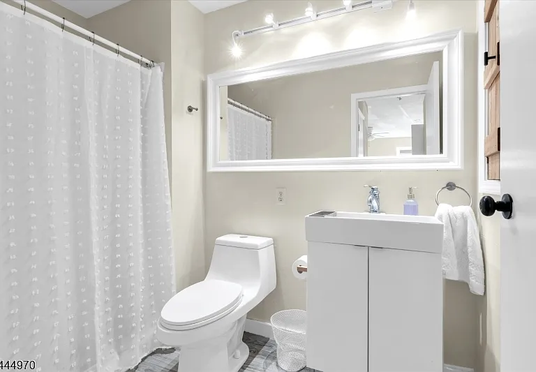 303 Tavistock Cherry Hl — Photo 14