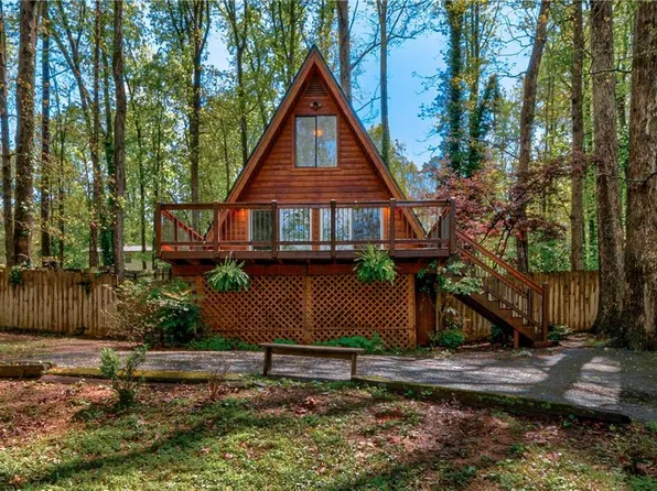 1900 Sawnee Trl, Cumming, GA 30041