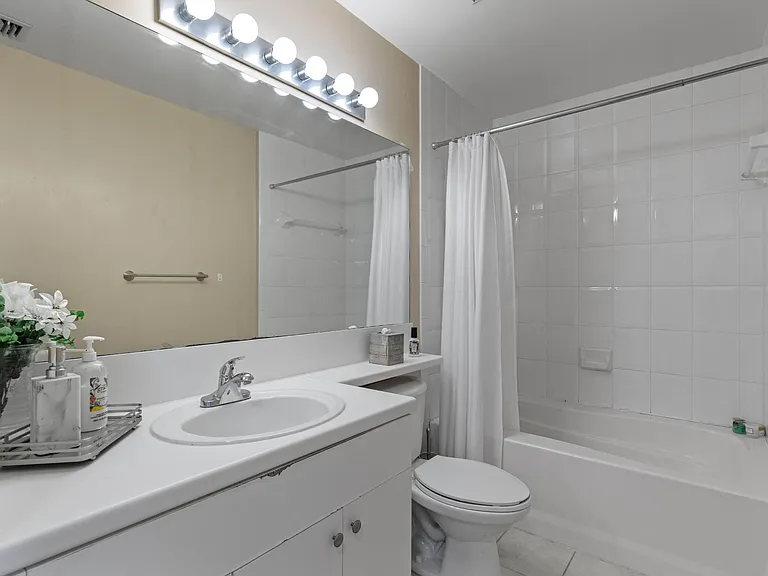616 Clearwater Park Rd #1103 — Photo 12