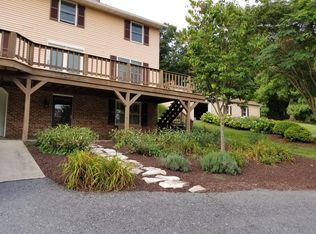 946 Fisher Rd, Selinsgrove, PA 17870