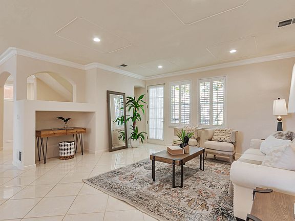3rd image of 755 Adeline Ave