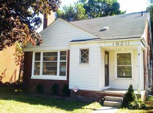 19211 Curtis St, Detroit, MI 48219