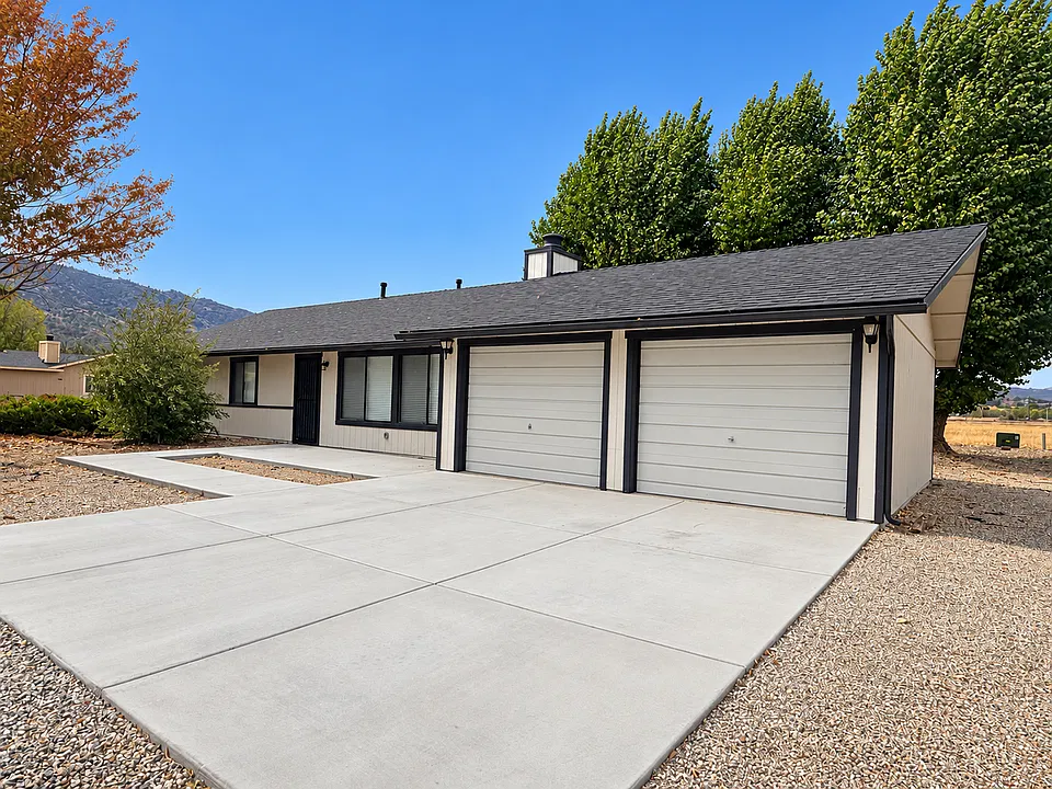 29342 Fawn Way