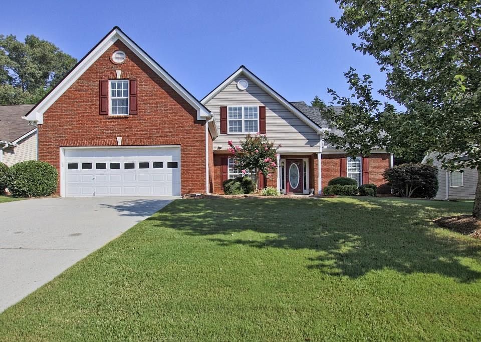 1st image of 945 Chapel Hill Dr