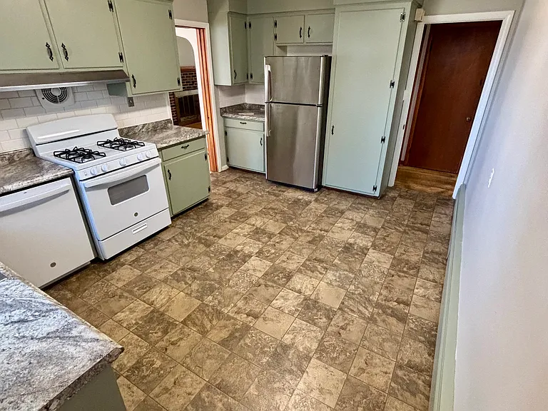 4116 Walter Ave — Photo 11