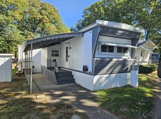 404 Southwick Rd #15, Westfield, MA 01085