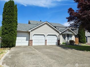 18221 SE 260th Pl, Kent, WA 98042