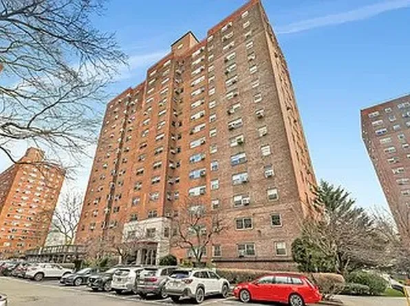 225 Adams St #8DE, Brooklyn, NY 11201