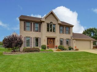 954 Westgate Dr, Aurora, IL 60506