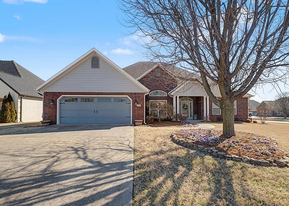 1st image of 4609 SW Swinton Dr