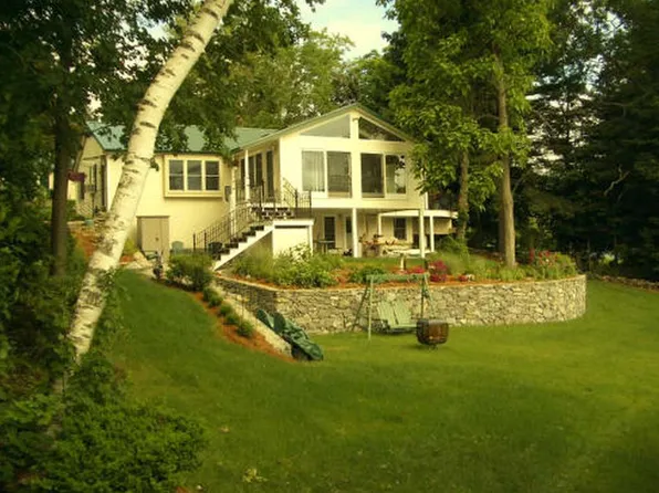 19 Crocker Ave, Lunenburg, MA 01462