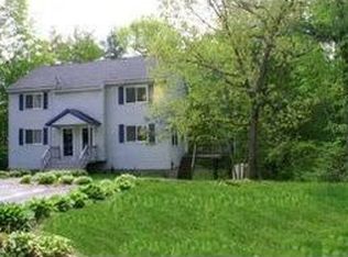 8B Lincoln Dr, Hooksett, NH 03106