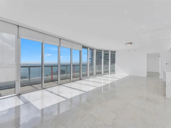 465 Brickell Ave APT 4201, Miami, FL 33131