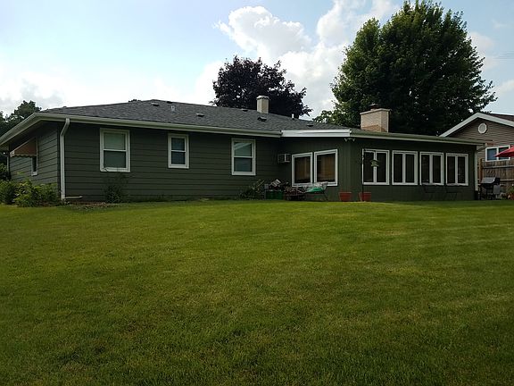 Back, SE corner of property