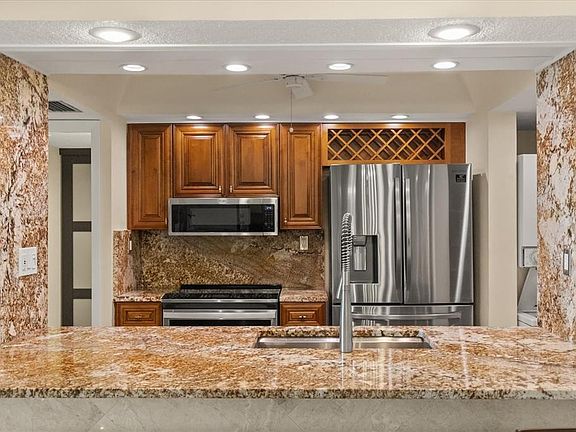 4th image of 450 S Gulfview Blvd APT 802