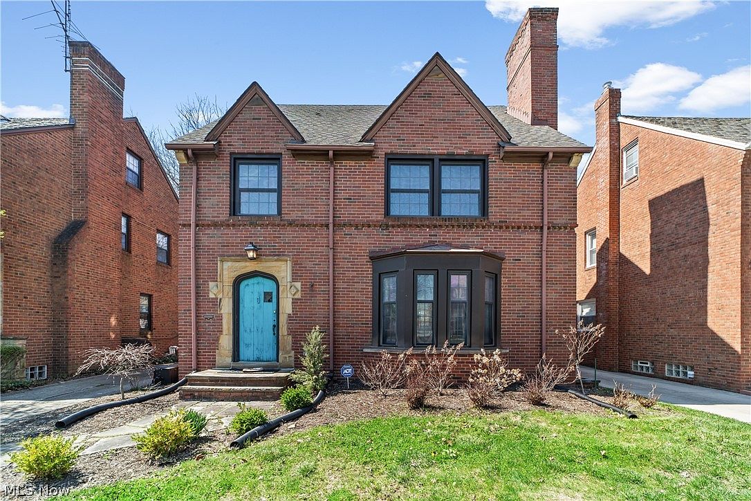 2588 Saybrook Rd, University Heights, OH 44118 | MLS #5201583 | Zillow