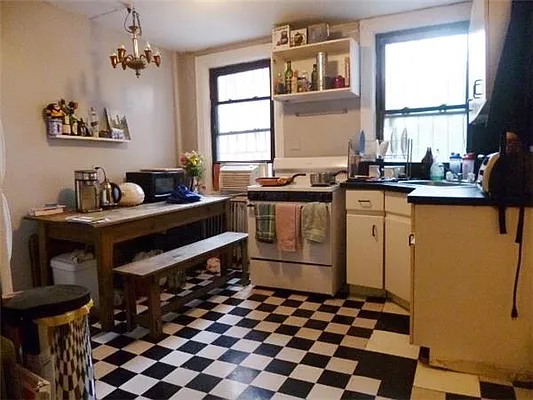 Rented by I & I New York | media 5