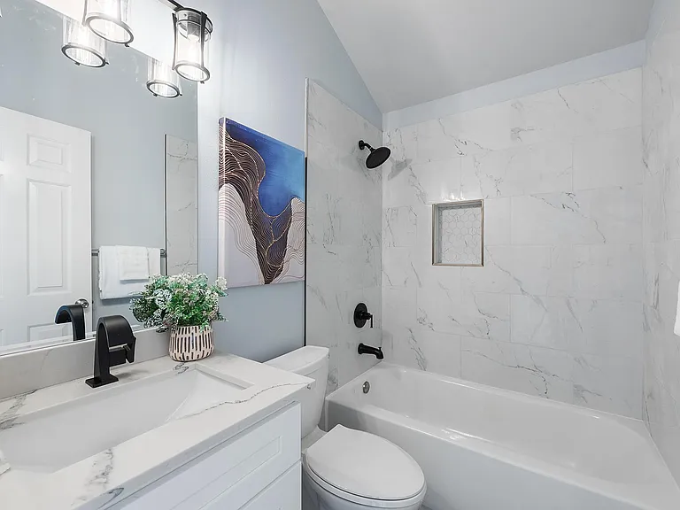 4844 Railroad Ave NE — Photo 16