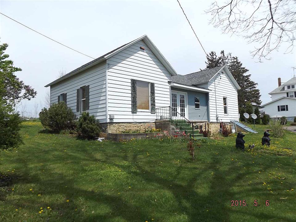 1st image of 104 W North St