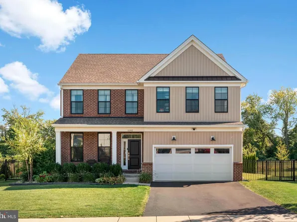 1192 Harper Dr, Warminster, PA 18974