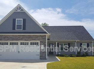 805 Cross Wind Ct, Sneads Ferry, NC 28460