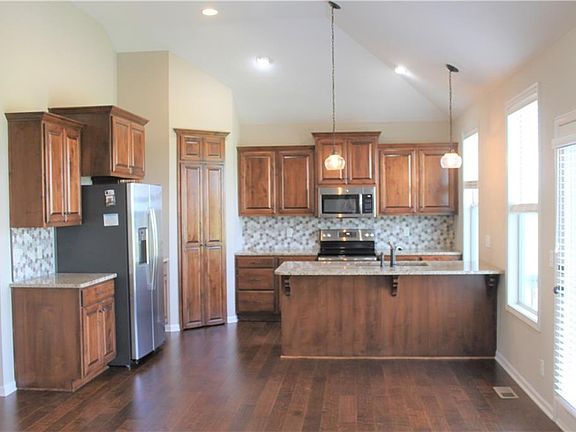 5th image of 4777 S 22nd St
