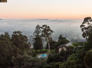 92 Gravatt Dr, Oakland, CA 94705