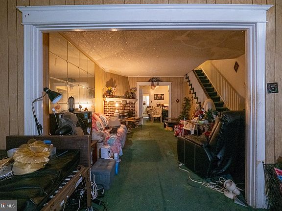 5th image of 1923 69th Ave