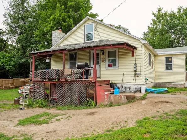 11 Providence Avenue, Claremont, NH 03743