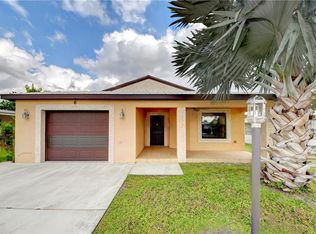 6 Palo Alto Ln, Port Saint Lucie, FL 34952
