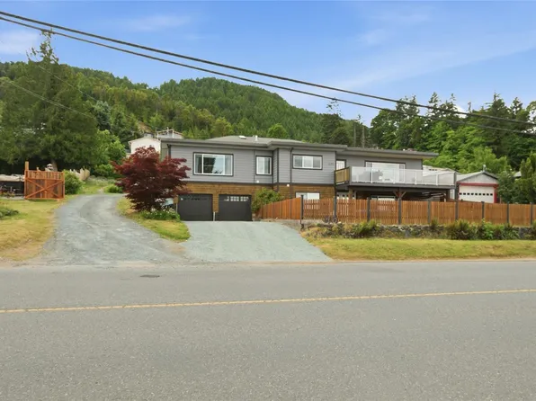 430 Davis Rd, Ladysmith, BC V9G 1V5