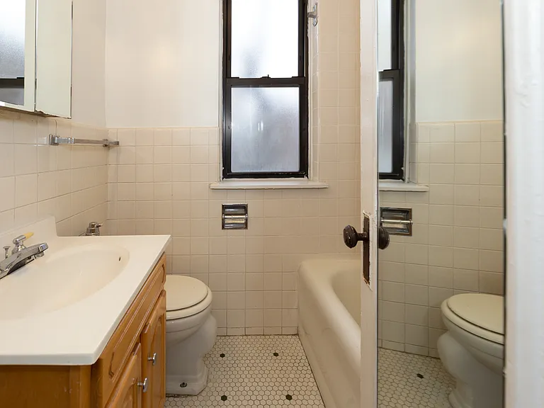 443 Wrightwood — Photo 17