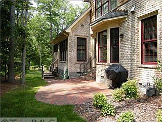 2nd image of 6795 Bronco Ln