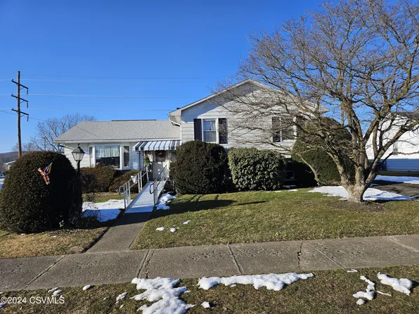 1225 E 5th St, Berwick, PA 18603