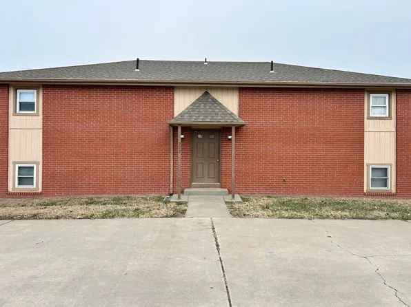 903 Windwood Dr APT D, Junction City, KS 66441