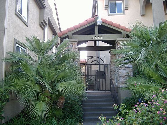 4th image of 4222 Menlo Ave Unit 14