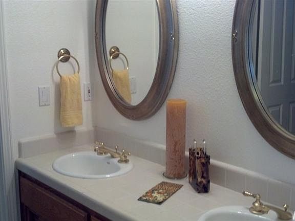 4th image of 5530 E El Greco Dr