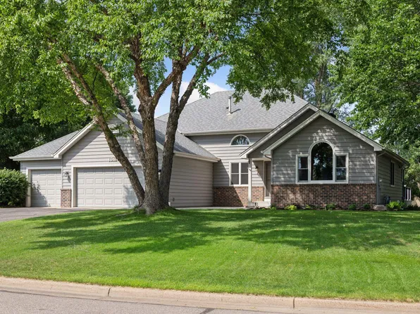 1312 Fremont Ct, Burnsville, MN 55306